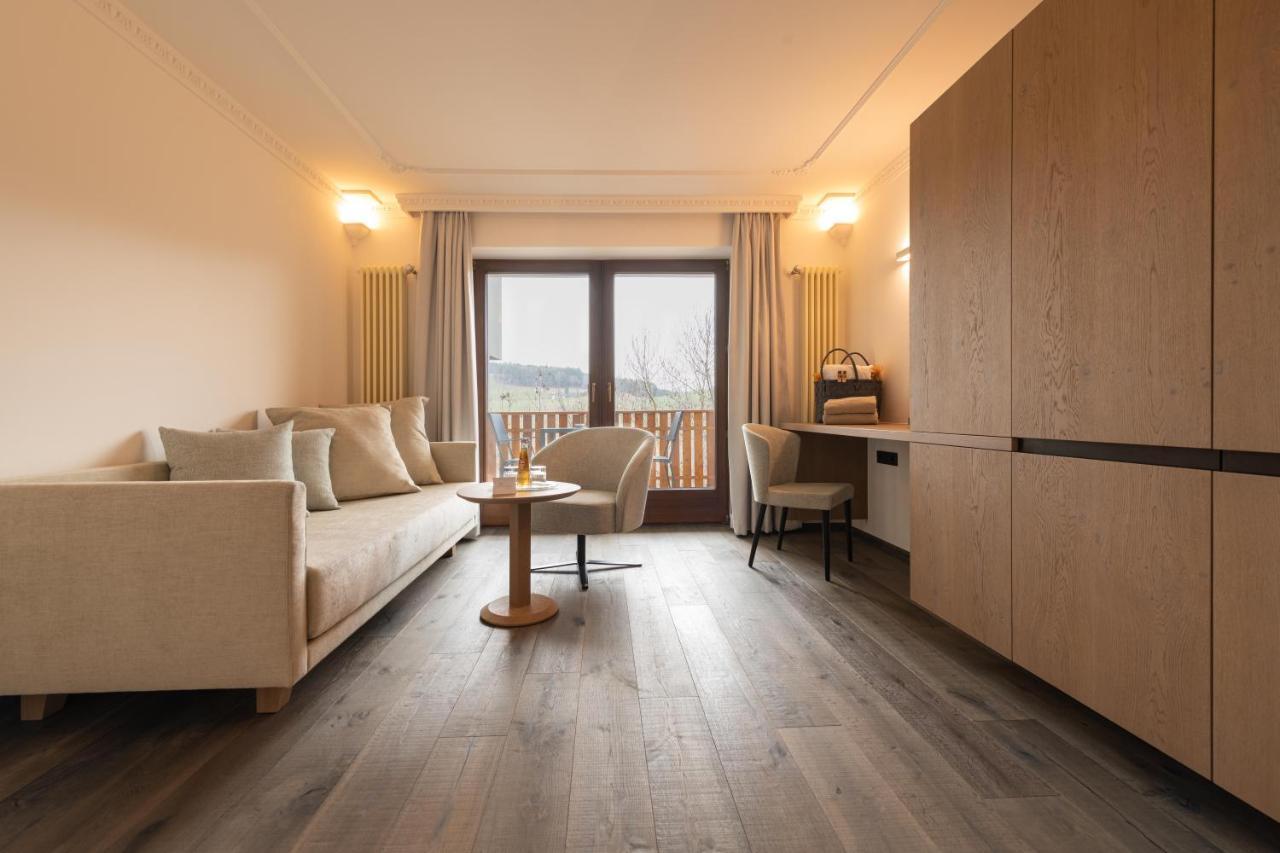 Hotel Alpenflora カステルロット エクステリア 写真