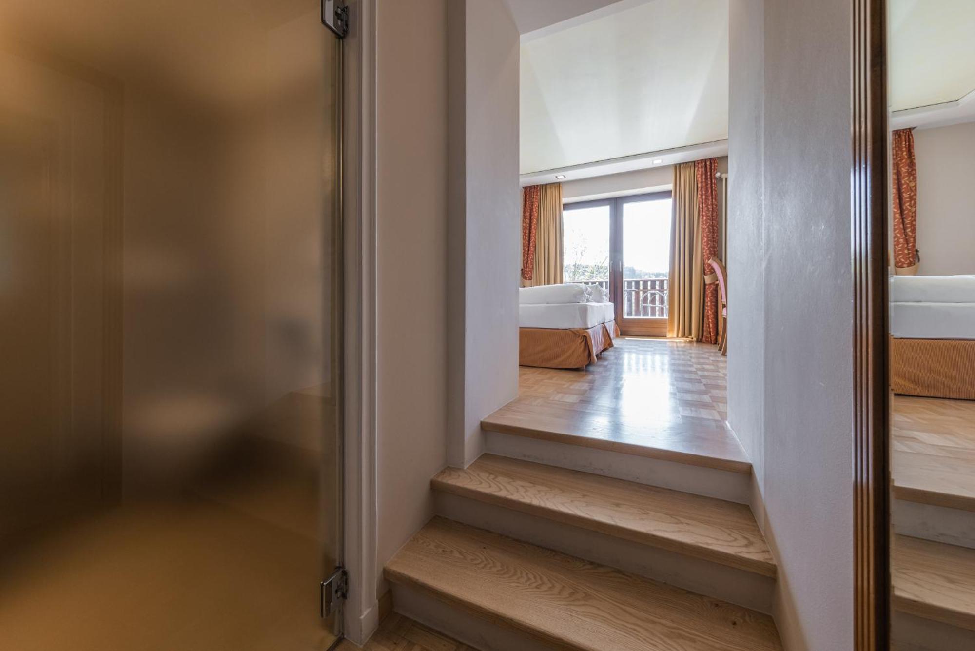 Hotel Alpenflora カステルロット 部屋 写真