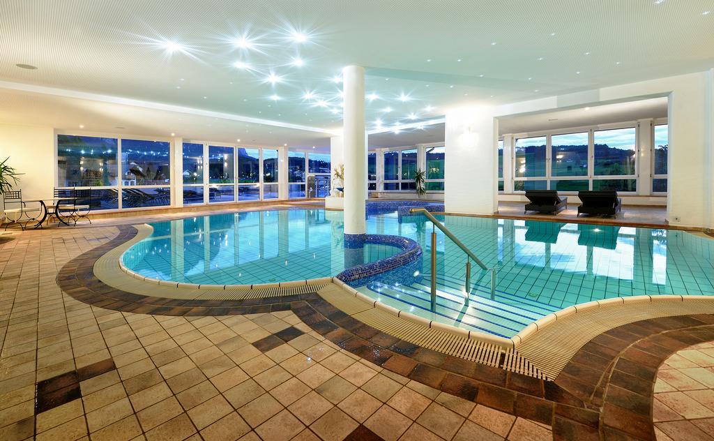 Hotel Alpenflora カステルロット エクステリア 写真